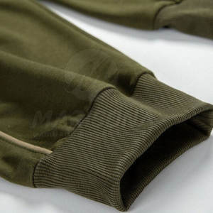 ชุดวอร์มผู้ชายแขนยาวแฟชั่นปี 2025 ทรงโอเวอร์ไซส์ คุณภาพสูง สำหรับใส่ลำลอง - Product Image 4