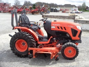 Motor y Caja de Cambios para Tractor de Andar LX2610HSD 2023, 22HP - Product Image 6
