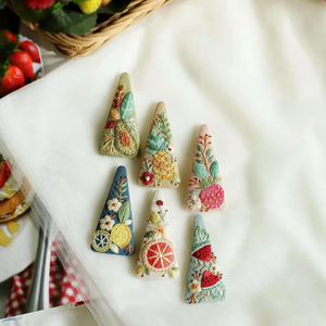 กิ๊บติดผมปักลายสำหรับเด็กผู้หญิงกิ๊บติดผมวินเทจเครื่องประดับผมแบบปักลายดอกไม้หรูหราของขวัญผลิตในเวียดนาม - Product Image 2