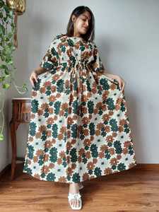 Robe Kaftan Boho en coton sur mesure-Col en V, impression de bordure, style ethnique, cravate à la taille adaptée aux clients de la boutique et aux revendeurs - Product Image 5