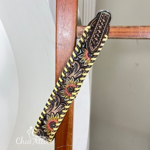 Fabricant professionnel de luxe collier de chien en cuir repoussé à la main en cuir véritable motif tournesol occidental colliers réglables pour animaux de compagnie - Product Image 1
