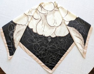 Pañuelo de Seda Satén Étnico Personalizable, Ecológico, Duradero, Reutilizable, Regalos para Damas de Honor, Accesorios para Fiestas, Servilletas de Tela - Product Image 3