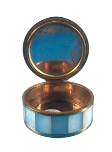 Pastillero de Latón y Nácar Hecho a Mano, Artesanía Natural, Ecológico, 100% Seguro para Uso - Product Image 2