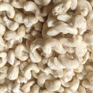 Anacardos crudos directamente de fábrica, anacardos WW180, WW240, WW320 SANTIGO de China, anacardos con embalaje CAsiatom - Product Image 1