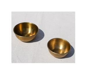 Juego de 2 cuencos para servir de acero inoxidable con comida dorada para una experiencia culinaria saludable - Product Image 1