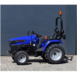 Tracteur utilitaire diesel compact et durable Farmtrac FT26M, petite machine agricole 4x4 pour la gestion des vergers et des serres - Product Image 4