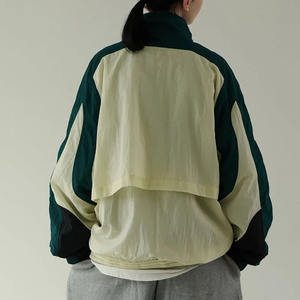 Último chándal holgado de gran tamaño para hombre, conjunto de pantalones de chándal de nailon, ropa de calle en blanco, cortavientos Vintage, Conjunto personalizado de 2 piezas, ropa para correr para hombre - Product Image 4