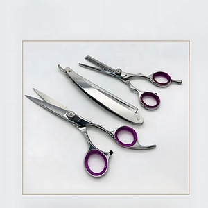 Kit de Peluquería de Acero Inoxidable, Tijeras de Corte, Tijeras de Entresacar y Juego de Navajas con Reposadígitos Ajustable - Product Image 1