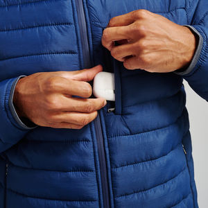 Chaqueta acolchada de poliéster de punto liso en blanco con logotipo personalizado de invierno para hombre - Product Image 5