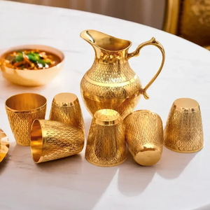 Jarra de latón artesanal ecológica de diseño clásico, artículos de bebida de Metal de alta calidad y jarra de agua, vasos de diseño clásico - Product Image 2