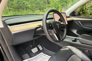 Tesla Model Y Performance 2023 Usado en Excelentes Condiciones - Product Image 1