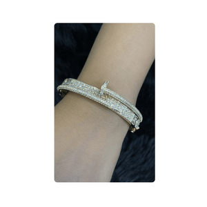 Lujosa pulsera de diamantes de oro amarillo de 9.50ct de 14kt DE LA India Diamantes naturales en 9.50ct Diseño de uñas Elegante brazalete de diamantes - Product Image 3