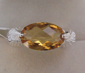 Anillo de Citrino Natural Hecho a Mano por Shah Gems para Mujer, en Plata de Ley 925, Corte Ovalado, para Uso Diario, Joyería para Hombre - Product Image 1
