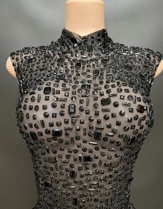 Vestido Largo sin Mangas de Cristal Hecho a Mano, el Más Vendido - Product Image 1