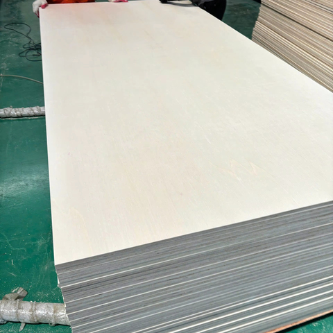 Wholesale Custom Size Laser Cut Poplar Plywood 9/12/15/18mm Thickness Rubber Core First Class Construction E0 Formaldehyde