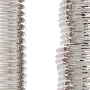 Ensemble de 3 Vases au design unique Vases multifonctionnels fabriqués à la main, parfaits pour la table à café ou le couloir. - Product Image 5