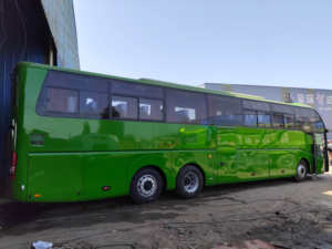 Yu Tong Bus d'occasion à prix réduit de 50 à 60 places Bus grands autocars de tourisme Bus de luxe grands sièges Afrique d'occasion à vendre - Product Image 3