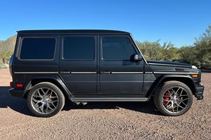 ใช้เครื่องยนต์ G63 AMG Twin-Turbo V8 - Product Image 3