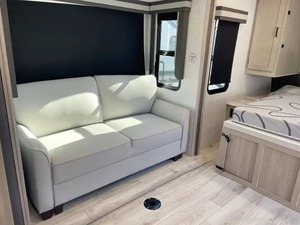 E-a-s-t To West ALTA 1900MMK Usado del 2025 con Alto Rendimiento Disponible para la Venta - Product Image 5