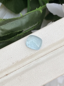 Cabochons en forme de coussin aigue-marine de couleur naturelle avec une pierre précieuse en vrac de bon lustre pour la fabrication de bijoux 2.53 carats - Product Image 2