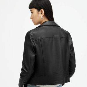 Chaqueta de piel de oveja auténtica para mujer de motocicleta al por mayor chaqueta de piel auténtica de primavera a la moda estilo bombardero recortada para mujer - Product Image 5