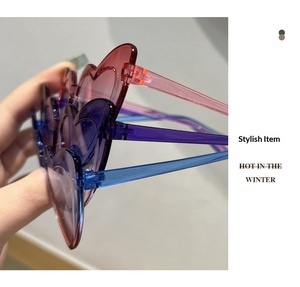 <span class=keywords><strong>Occhiali</strong></span> <span class=keywords><strong>da</strong></span> <span class=keywords><strong>sole</strong></span> a forma di cuore per bambini, eleganti e carini, a forma di ape, per bambine e bambini, <span class=keywords><strong>occhiali</strong></span> <span class=keywords><strong>da</strong></span> spiaggia per esterni - Product Image 6