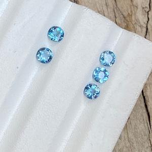 พลอยอะความารีนธรรมชาติจากซานตามาเรีย ทรงบริลเลียนต์คัท ขนาด 4x4 มม. สีฟ้า ผ่านการรับรองโดยผู้ตรวจสอบอิสระ น้ำหนัก 0.20-0.50 กะรัต สำหรับทำเครื่องประดับ - Product Image 2