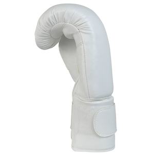 Guantes de boxeo de cuero de diseño personalizado de alta calidad Equipo de entrenamiento profesional con MOQ bajo - Product Image 3