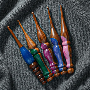 Ganchillo de Resina de Madera Ecológico |   Gancho de Tejer Duradero Hecho a Mano con Agarre Cómodo para Manualidades con Hilo - Product Image 6