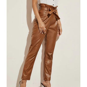 Pantalon en cuir pour femme personnalisé, hiver, automne, élégant, marron, ceinture, taille haute, design de qualité supérieure, mode moderne, pantalon en cuir pour femme - Product Image 3