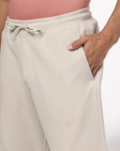 Shorts de sport personnalisés pour hommes avec poche zippée, en polyester et coton, pour le fitness, le jogging, l'entraînement, décontractés, imprimés personnalisés pour l'été - Product Image 3
