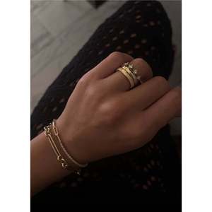 Anillo de la Carta de Amor de Annabelle, Moderno, Chapado en Oro, de Cobre, para Niños, Compromiso, Estilo Religioso Clásico, Número Certificado GRS - Product Image 3
