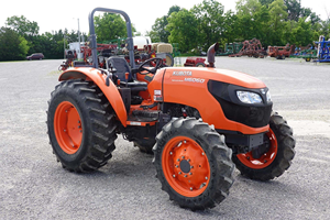 รถแทรกเตอร์ Kubota M6060HD คุณภาพดีที่สุด ขับเคลื่อน 4 ล้อ กำลัง 60 แรงม้า 75 แรงม้า 80 แรงม้า 120 แรงม้า รถแทรกเตอร์สำหรับงานเกษตร เครื่องจักรกลการเกษตร มีจำหน่าย - Product Image 4