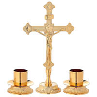 Croix d'autel en laiton avec deux chandeliers, ensemble décoratif religieux pour l'église, pour la messe, la table d'exposition et les cérémonies spirituelles
