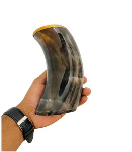 Corne à boire Viking personnalisée de haute qualité en verre Corne de buffle en verre Bull Viking Corne à boire en verre à bas prix - Product Image 2