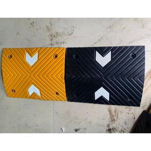 एको पेशेवर 3-चैनल रबर गति बम्प केबल रक्षक के लिए 25-45mph ट्रैफिक रेटिंग के साथ - Product Image 3