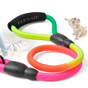 Laisse anti-traction en nylon 3M durable pour chiens de taille moyenne et grande, avec rembourrage confortable et éclairage sécurisé, motif uni classique - Product Image 5