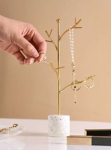 Moderno Expositor de Joyería de Latón Personalizado para Collares y Anillos, Decoración para el Hogar, Dormitorio, Sala de Estar, Bodas - Product Image 4