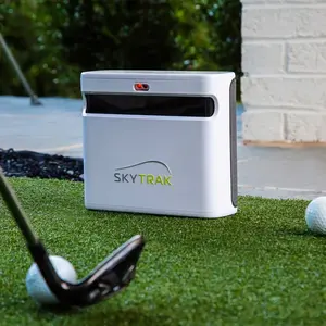 Moniteur d'entraînement de golf SkyTrak 2026 avec plateforme simulateur – Fournisseur Fabricant - Product Image 3