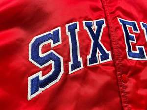 Chaqueta Bomber Satinada Personalizada con Bordado del Logotipo del Club, Ropa Deportiva Unisex para Eventos, Diseño Personalizado - Product Image 5