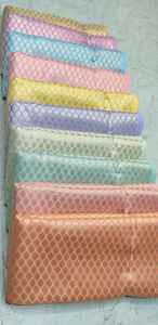 Tela de brocado de seda 100% de alta calidad personalizada al por mayor colores vibrantes para tapicería y artesanía de moda de lujo - Product Image 4