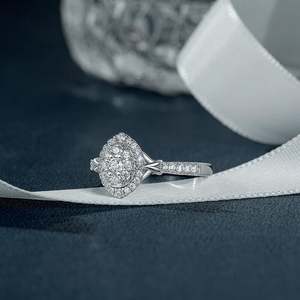 Bague de fiançailles Jeulia Vintage Love Arrow Double Halo en or blanc plaqué or 18 carats - Product Image 6