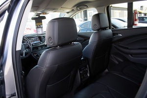 Nouvelles ventes authentiques Buick Envision Essence 2019 assez utilisé - Product Image 4