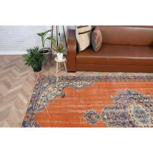 Tapis turc 5,6x9,6 pieds, tapis vintage en laine abstrait orange et bleu - Product Image 3
