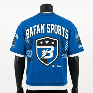 เสื้อยืดผู้ชายผ้าเจอร์ซีย์ผสมคอตตอนโพลีเอสเตอร์สองชั้น หนา 200 GSM ด้านนอก 160 GSM ด้านใน สีน้ำเงินรอยัล ขอบสีขาว สกรีนโลโก้ตามสั่ง - Product Image 3