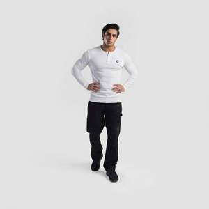 T-shirt Cloud Warm en blanc, tissu 100% coton respirant avec décoration boutonnée - Product Image 4