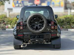 Nuevo <span class=keywords><strong>Land</strong></span> <span class=keywords><strong>Rover</strong></span> <span class=keywords><strong>Defender</strong></span> P400 <span class=keywords><strong>110</strong></span> <span class=keywords><strong>X</strong></span> 2026 - Negro Dinámico, Motor de 6 Cilindros en Línea, 300 HP, Asientos de Cuero, Techo Panorámico, Volante a la Izquierda - Product Image 6