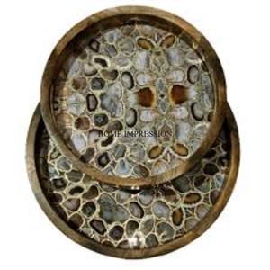 Ensemble de 2 formes rondes en bois d'acacia fabriquées avec le plus de fantaisie unique finition émaillée pour la maison et les hôtels centre de table plateau en bois - Product Image 1