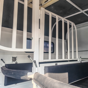 Remolque para Caballos de Carga Recta para 2 Caballos con Eje Doble de Acero Galvanizado en Caliente, Frenos Eléctricos, Capacidad de Carga de 2700 kg, Estándar ADR - Product Image 6