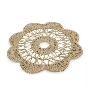 Bonito mantel de mimbre tejido a mano hecho en Vietnam - Product Image 4